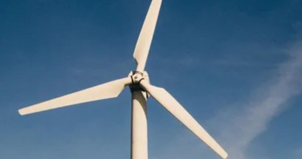 Community And Crowdfunding Invest In Wind Power